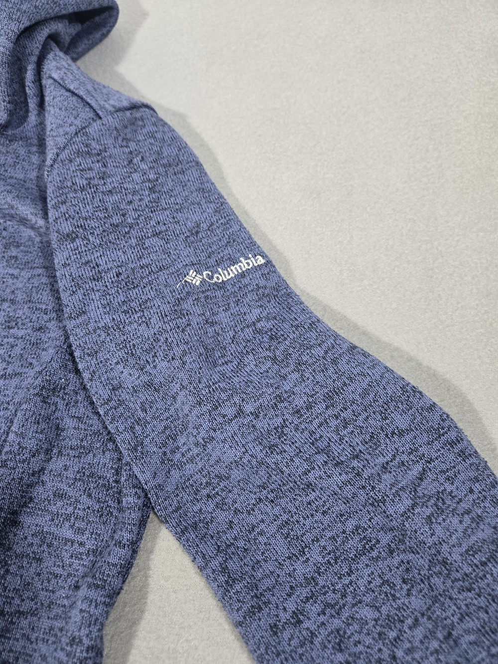 Columbia Men's Blue Hooded Knit Pullover Sweater - Picture 5 of 10